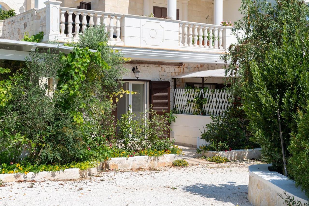 Appartamento Gardenia In Villa Mariella Ostuni Exterior photo